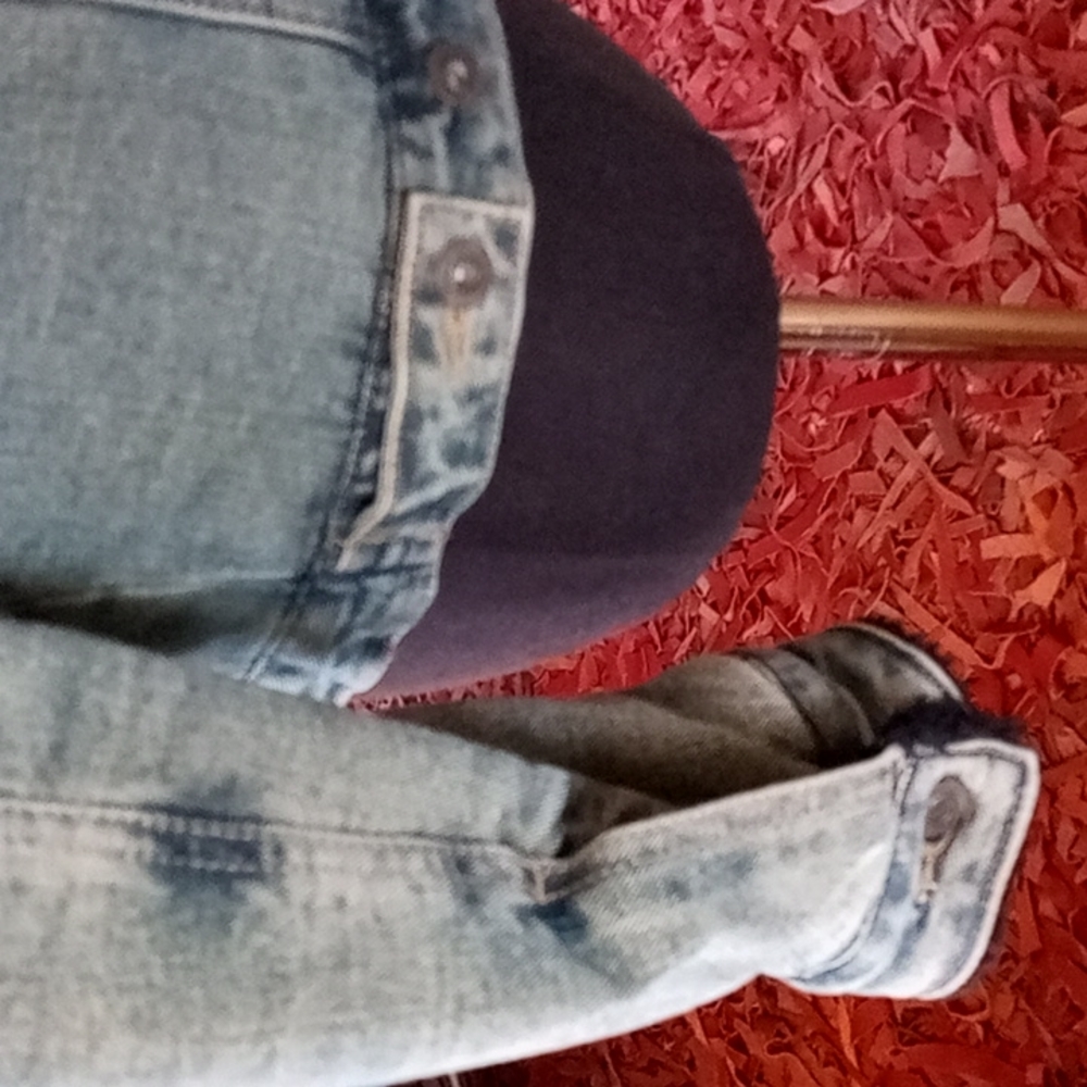 Jean jacket - Picture 4 of 7